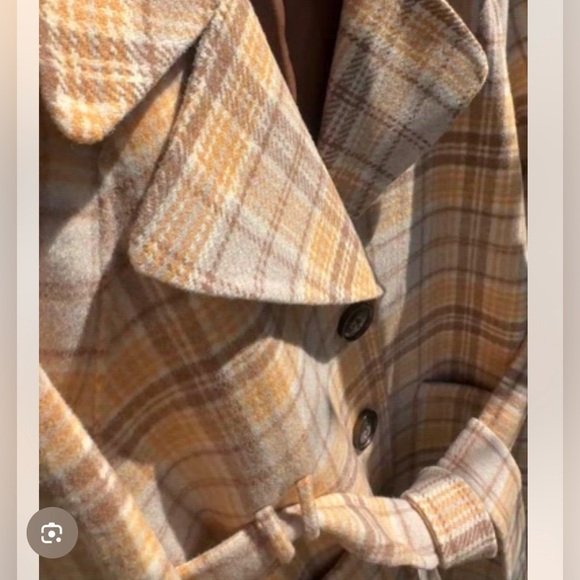 Petite Studio Plaid Beige Carmel Wool Coat - Picture 4 of 8